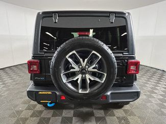 Used 2024 Jeep Wrangler Unlimited w/ Convenience Group AWD/4WD video 4