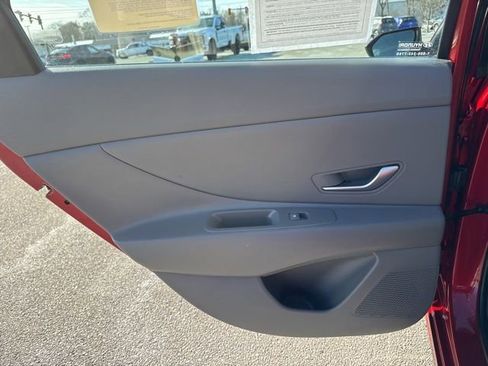 Certified 2024 Hyundai Elantra SEL image 47