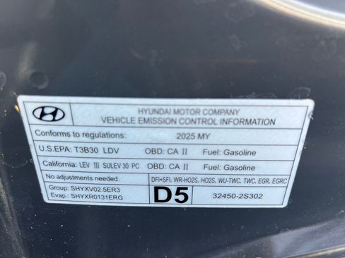 Used 2025 Hyundai Sonata SEL FWD image 23