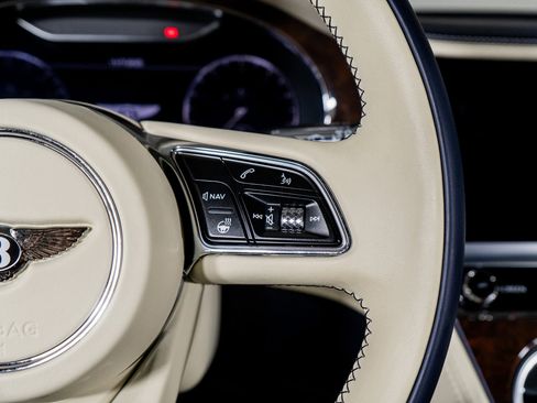 Used 2023 Bentley Continental GT Mulliner image 44