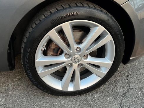 Used 2012 Kia Forte SX image 27