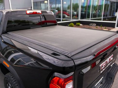 Used 2023 GMC Canyon AT4 w/ AT4 Premium Package AWD/4WD image 40