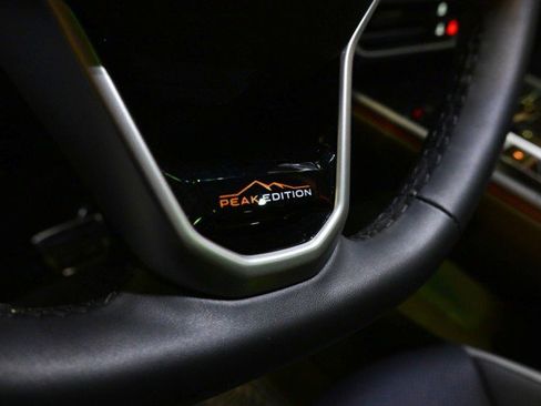 Used 2024 Volkswagen Atlas Peak Edition SE image 45