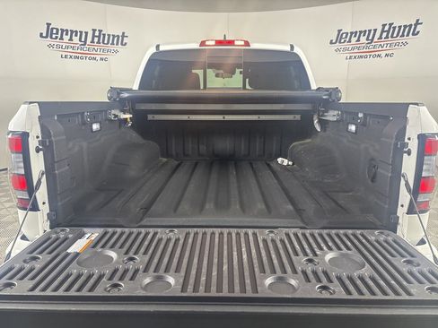 Used 2023 Nissan Frontier PRO-4X w/ Pro Convenience Package AWD/4WD image 28