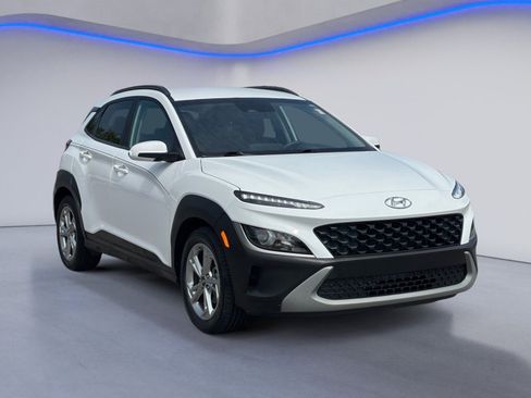 Used 2023 Hyundai Kona SEL w/ Cargo Package FWD image 5
