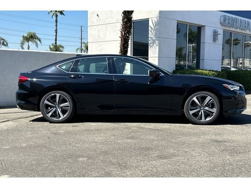 New 2025 Acura TLX w/ Technology Package image 4