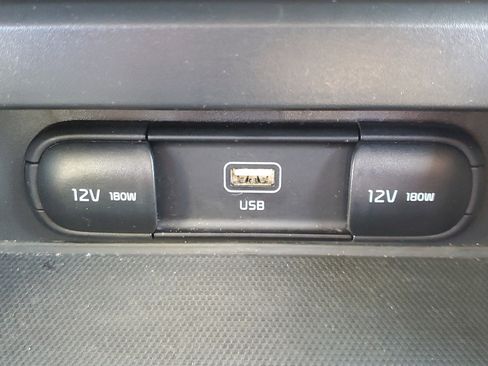 Used 2025 Kia Soul LX w/ LX Technology Package image 27