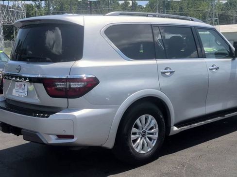Used 2021 Nissan Armada SV AWD/4WD image 8