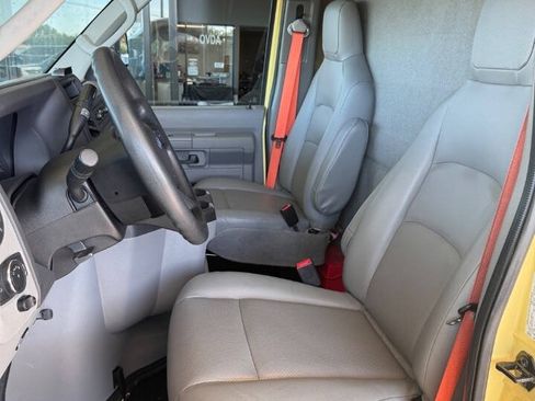 Used 2021 Ford E-450 and Econoline 450 Super Duty RWD image 11