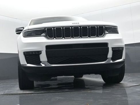 Used 2021 Jeep Grand Cherokee L Limited image 18