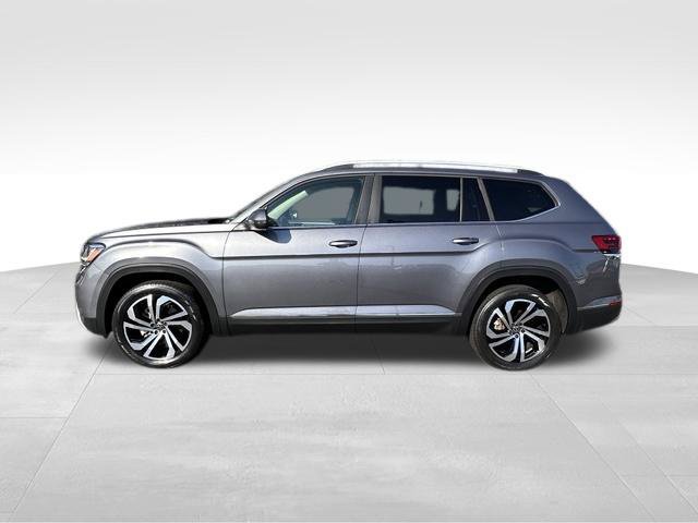 Used 2022 Volkswagen Atlas SEL AWD/4WD image 3