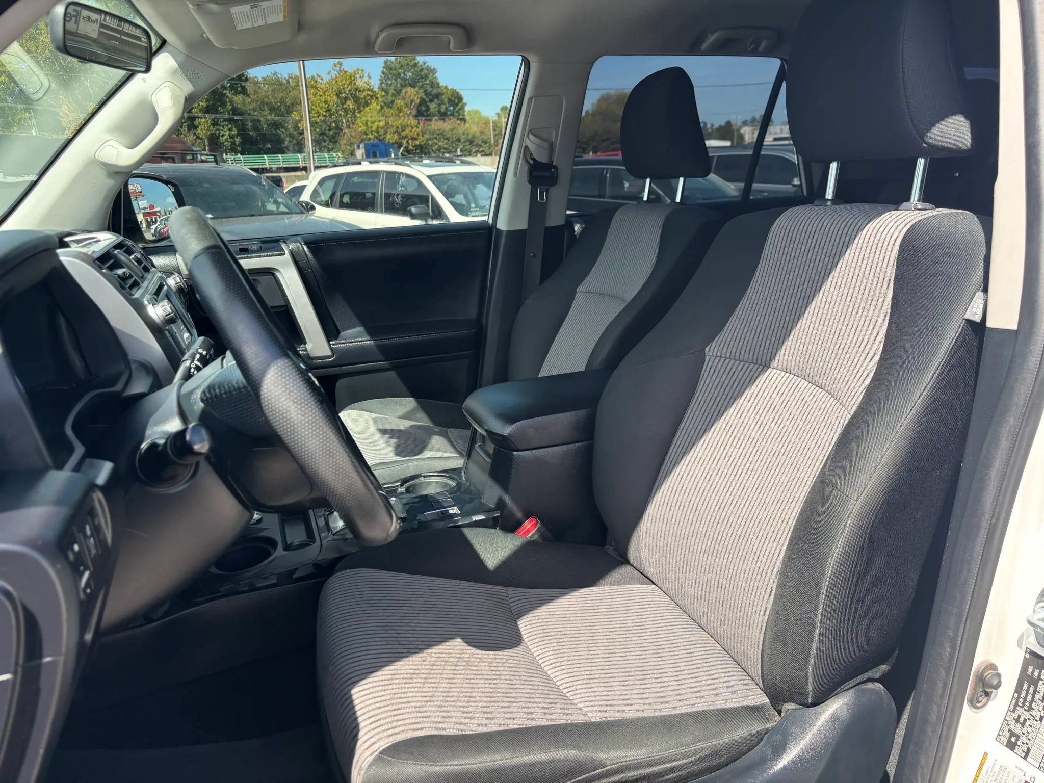 Used 2019 Toyota 4Runner SR5 AWD/4WD image 13