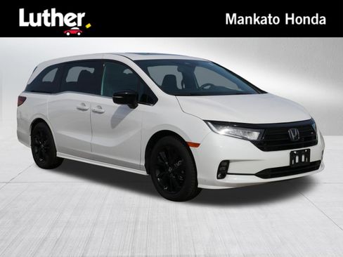 Certified 2023 Honda Odyssey Sport image 1