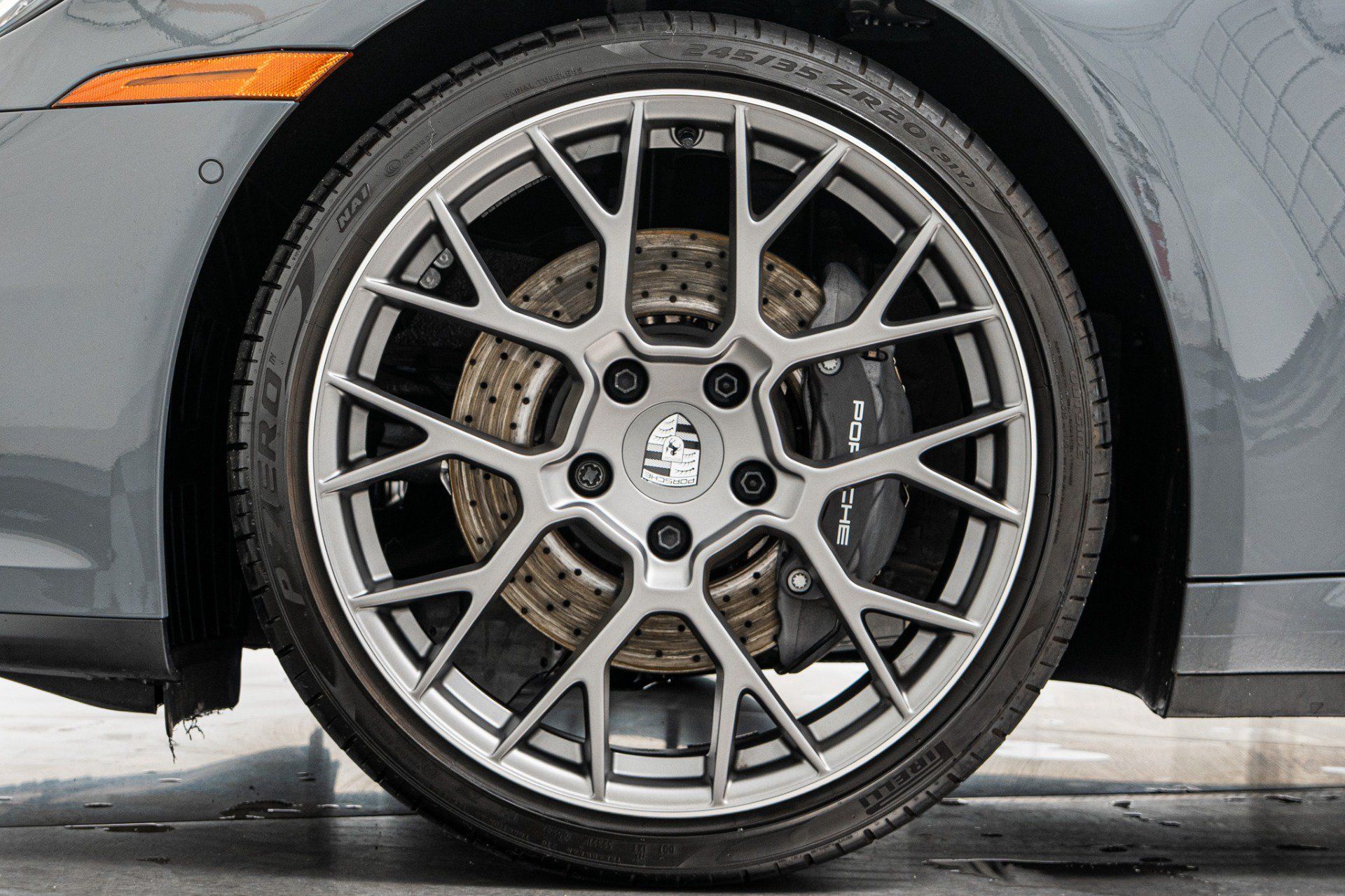 Used 2025 Porsche 911 Carrera RWD image 10