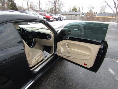 Used 2017 Volkswagen Beetle 1.8T SE image 20