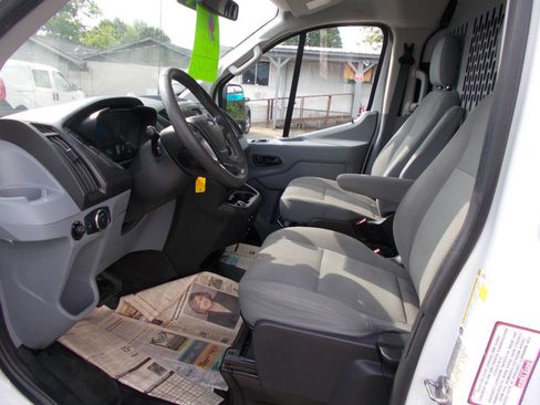Used 2019 Ford Transit 150 130 Low Roof RWD image 5