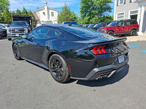 Certified 2025 Ford Mustang GT RWD image 7