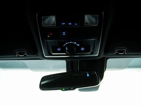 Certified 2023 Toyota Tacoma TRD Off-Road image 21