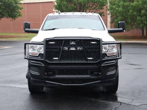 Used 2022 RAM 3500 Tradesman AWD/4WD image 32