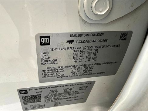 Used 2024 Chevrolet Silverado 1500 LT Trail Boss w/ Protection Package image 8