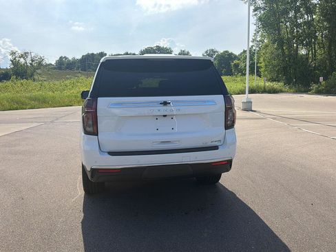 Used 2023 Chevrolet Tahoe LT w/ Luxury Package AWD/4WD image 5