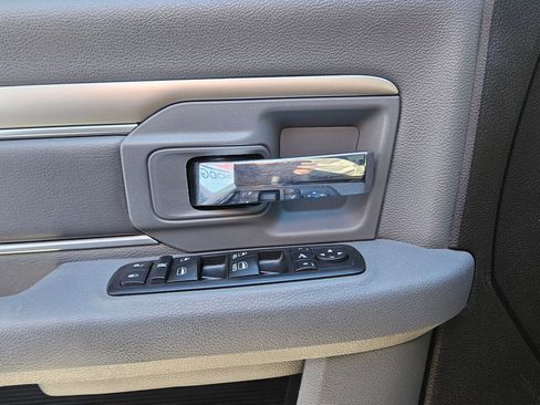 Used 2017 RAM 1500 Big Horn image 17