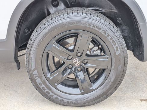 Certified 2023 Honda Ridgeline Black Edition image 34