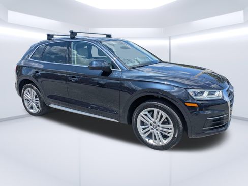 Used 2020 Audi Q5 2.0T Premium Plus w/ Premium Plus Package AWD/4WD image 1