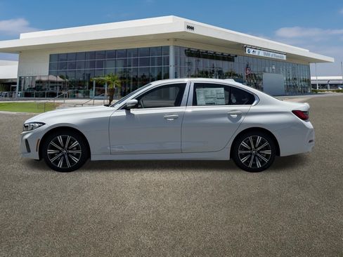 New 2026 BMW 330i Sedan RWD image 6