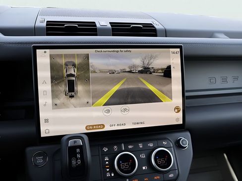 New 2026 Land Rover Defender 130 X-Dynamic SE AWD/4WD image 25