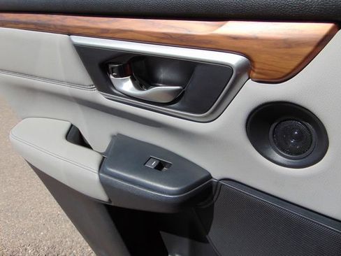 Used 2020 Honda CR-V Touring image 25