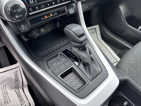 Used 2024 Toyota RAV4 XLE image 18
