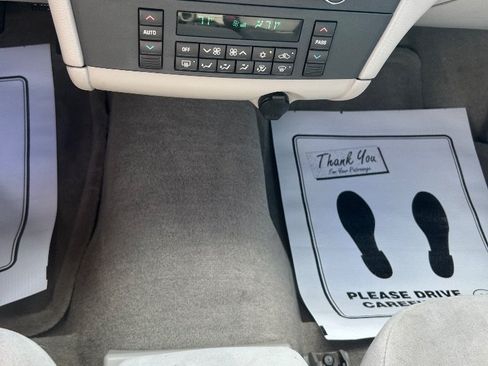 Used 2009 Buick LaCrosse CX FWD image 11