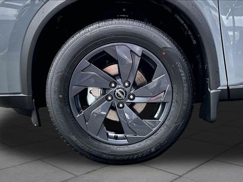 New 2026 Nissan Rogue SV FWD image 11