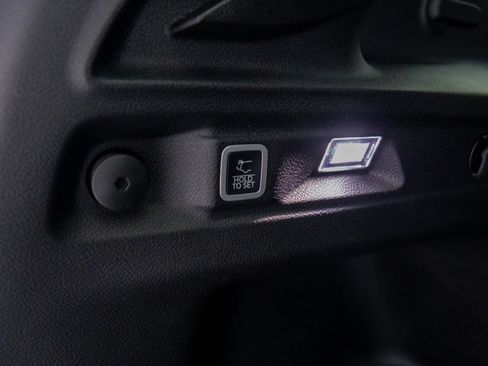 Used 2021 Jeep Grand Cherokee L Limited image 32