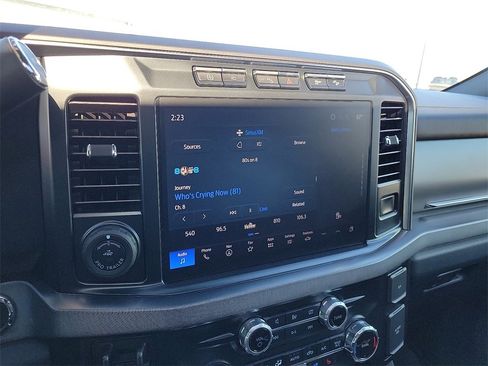 Used 2024 Ford F350 Platinum image 21