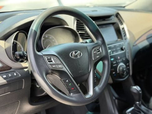 Used 2017 Hyundai Santa Fe Sport FWD image 19