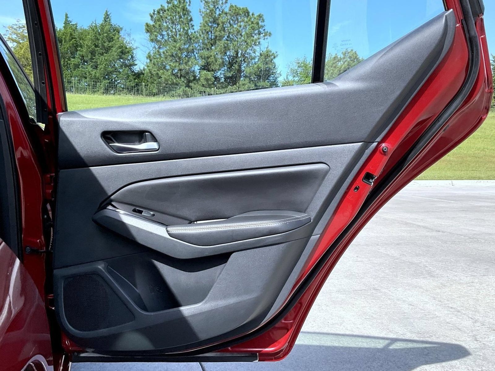 Used 2022 Nissan Altima 2.5 SL FWD image 18