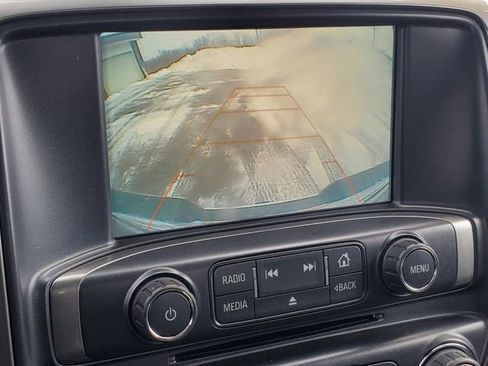 Used 2018 Chevrolet Silverado 1500 LT image 16