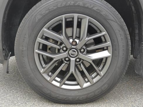 Used 2021 Nissan Rogue S AWD/4WD image 16