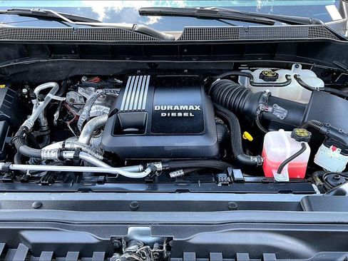 Used 2024 Chevrolet Silverado 1500 RST w/ Redline Edition AWD/4WD image 31