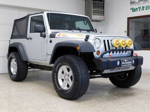 Used 2010 Jeep Wrangler Sport AWD/4WD image 3