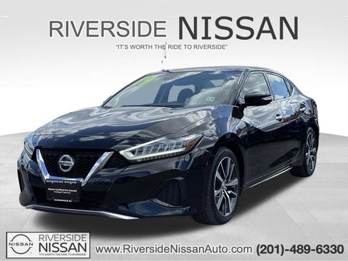 Used 2019 Nissan Maxima 3.5 SV w/ Floor Mat Group FWD image 1