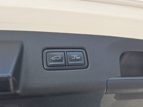 Certified 2025 Kia Telluride S image 11