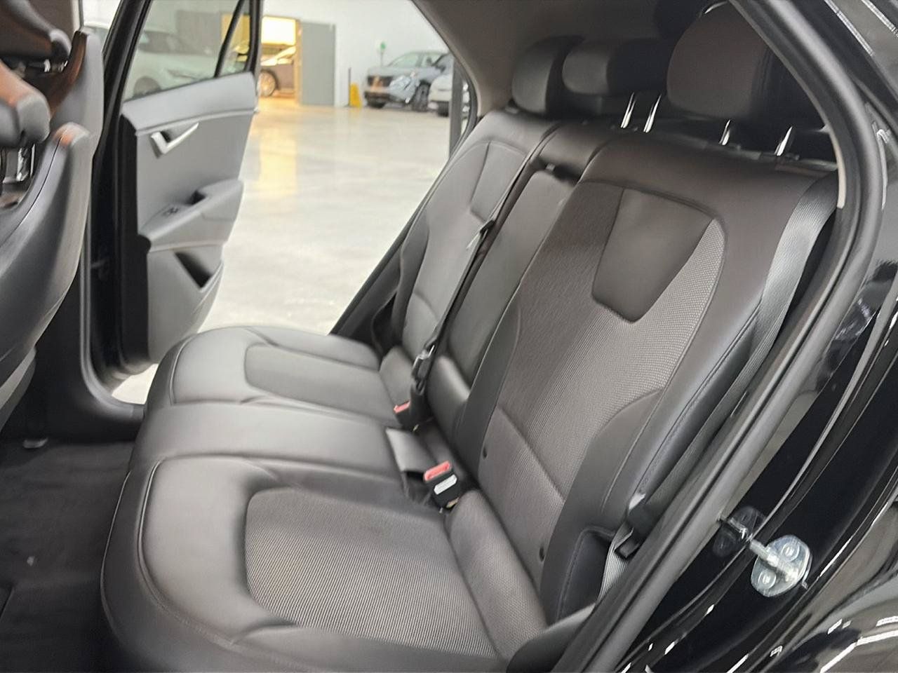 Used 2023 Kia Niro Wind w/ Wind Preserve Package FWD image 22