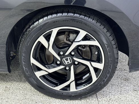 Used 2016 Honda CR-Z EX image 16