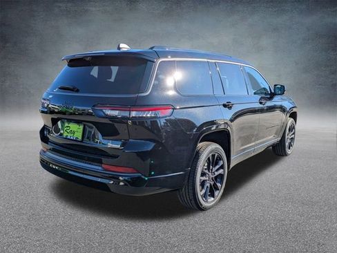 New 2026 Jeep Grand Cherokee L Limited AWD/4WD image 4