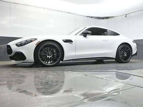 Used 2025 Mercedes-Benz AMG GT 43 image 34