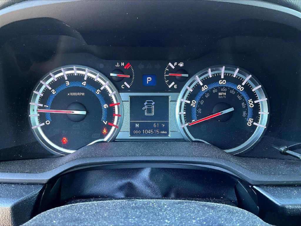 Used 2019 Toyota 4Runner SR5 AWD/4WD image 8