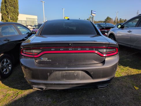 Used 2019 Dodge Charger Scat Pack w/ Dynamics Package image 3